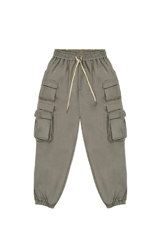 FLEECE CARGO PANTS IN ASH Comfy Athletic Pants