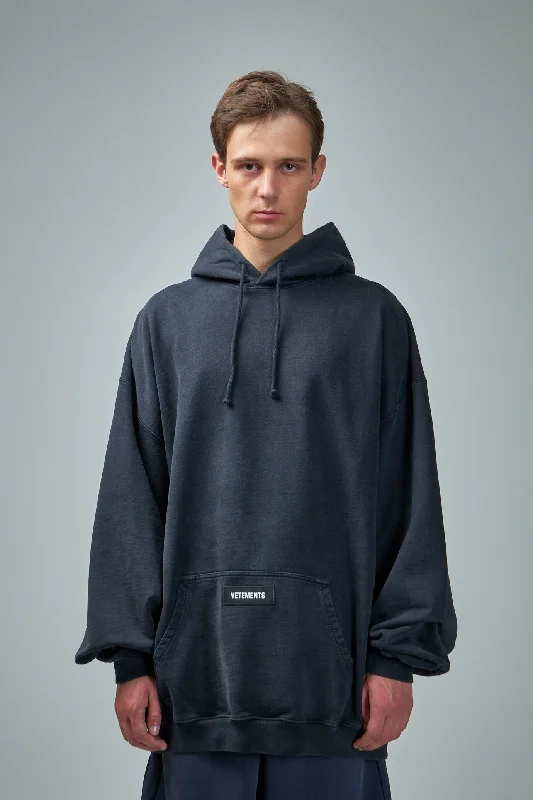Woven Label Logo Hoodie Hoodie with Hem Embroidery Detailed Premium
