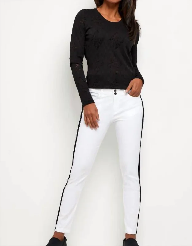 Luisa Stripe Skinny Pant In White/black Comfortable Jogger Trousers