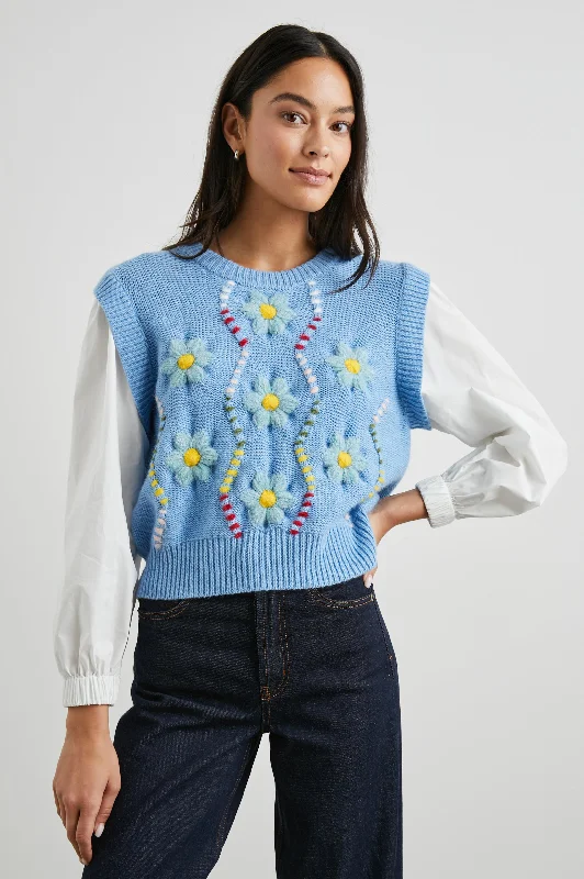 TESS SWEATER - BLUE CABLE DAISIES Handmade Hand-knitted Hand-woven