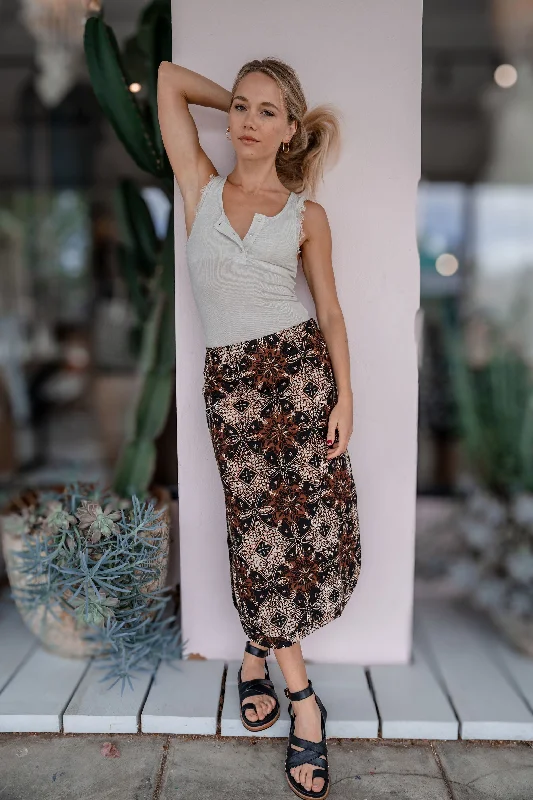 Batik Skirt in Lotus lace skirt intricate