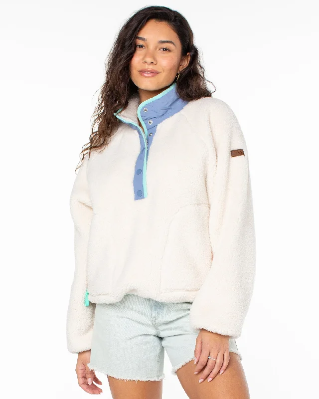 Kipsie Solid Fleece Sweater - Egret Striped Floral Plaid
