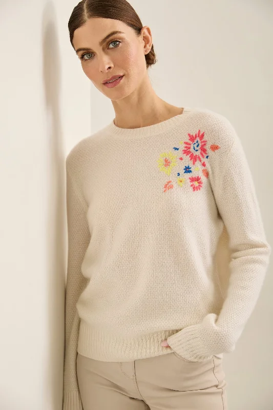Cashmere sweater with embroide Seamless Knitted Crochet