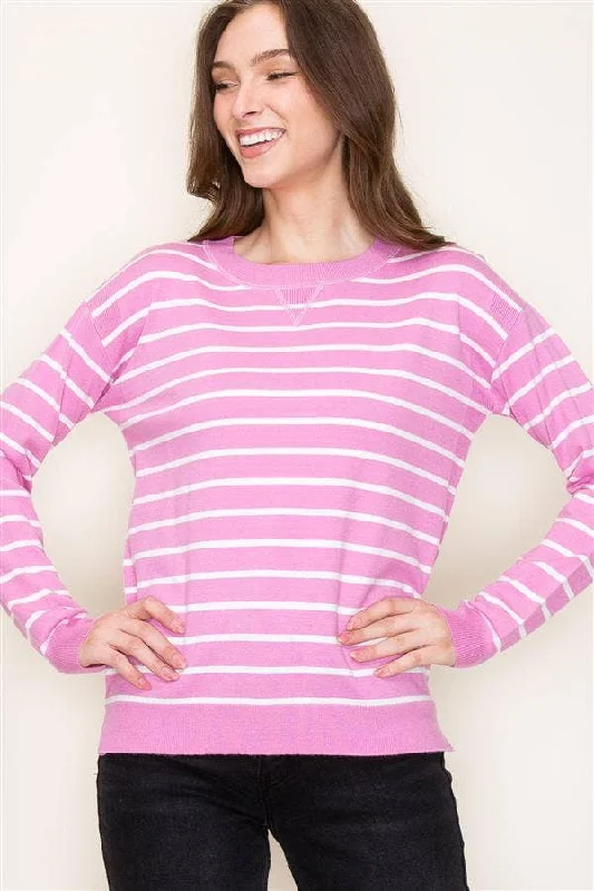 Striped Crew Neck Long Sleeve Pullover Sweater in Pink/White Cable Knit Chunky
