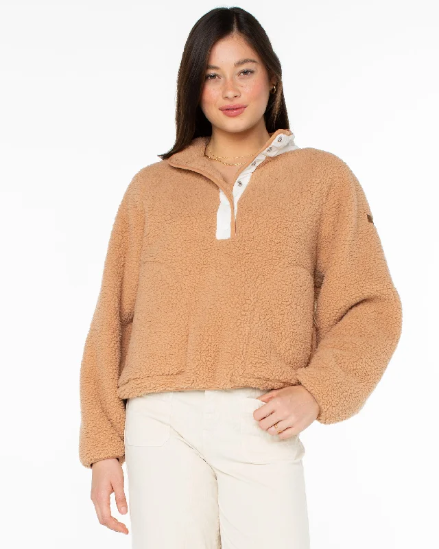 Kipsie Solid Fleece Sweater - Camel Fitted Loose Oversized