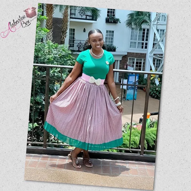The Vanity Skirt ✋💞💚 (Stock Update) asymmetrical skirt cut