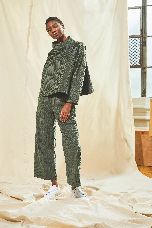 Boatneck Pullover (Sage Corduroy) Long Bell Sleeve