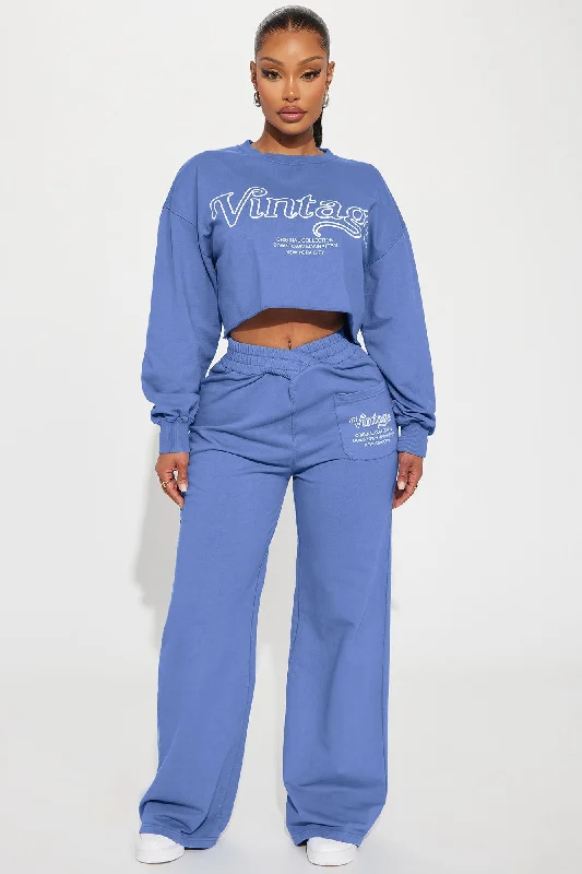 Manhattan Cropped Sweatshirt - Blue