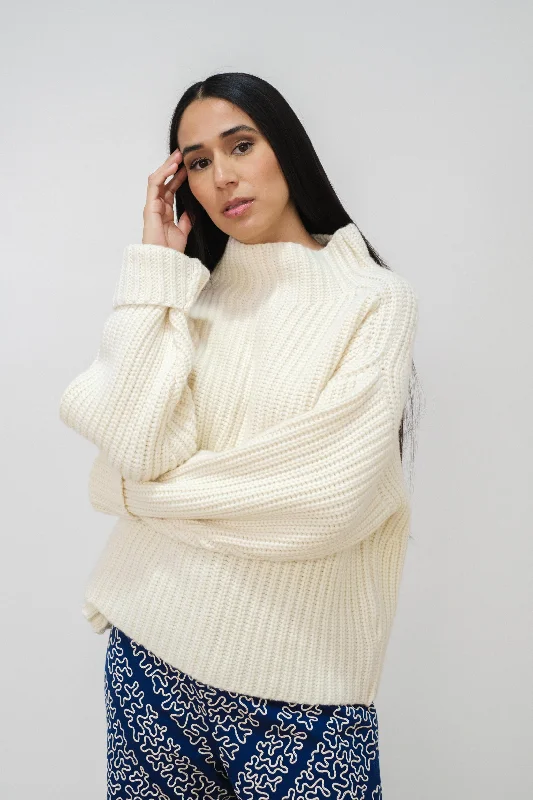 Isabella Turtleneck Cashmere Sweater