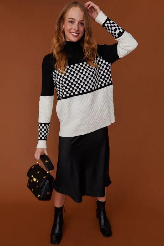 JJ'[s Cashmere Black and White Turtleneck Print