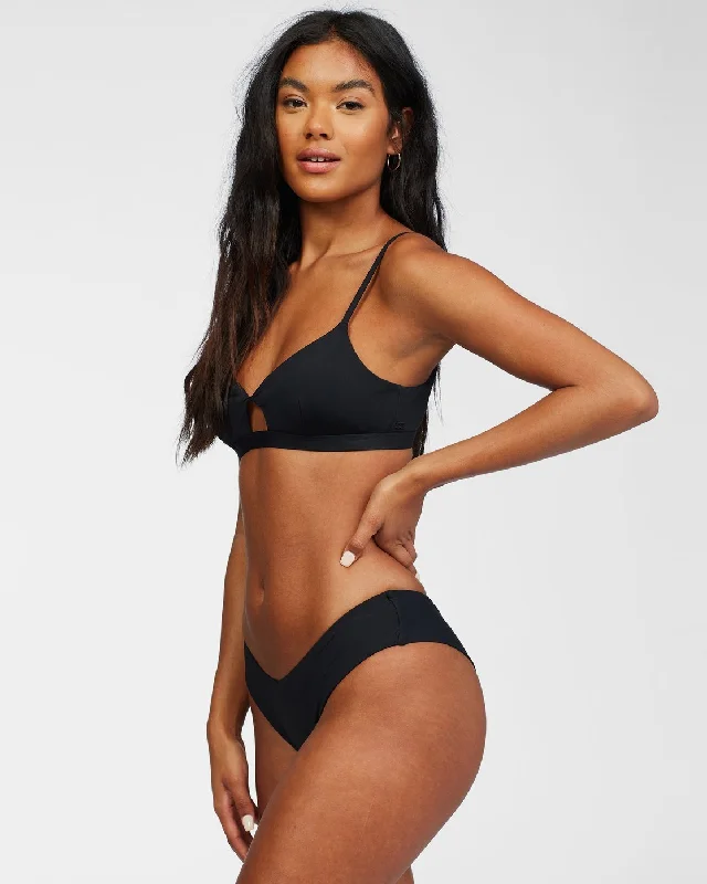 Sol Searcher Twist Bikini Top - Black Pebble