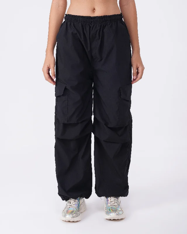 PARACHUTE PANTS WITH ADJUSTABLE SLIDER