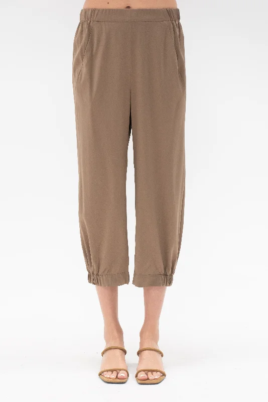 Abi Pant, Olive